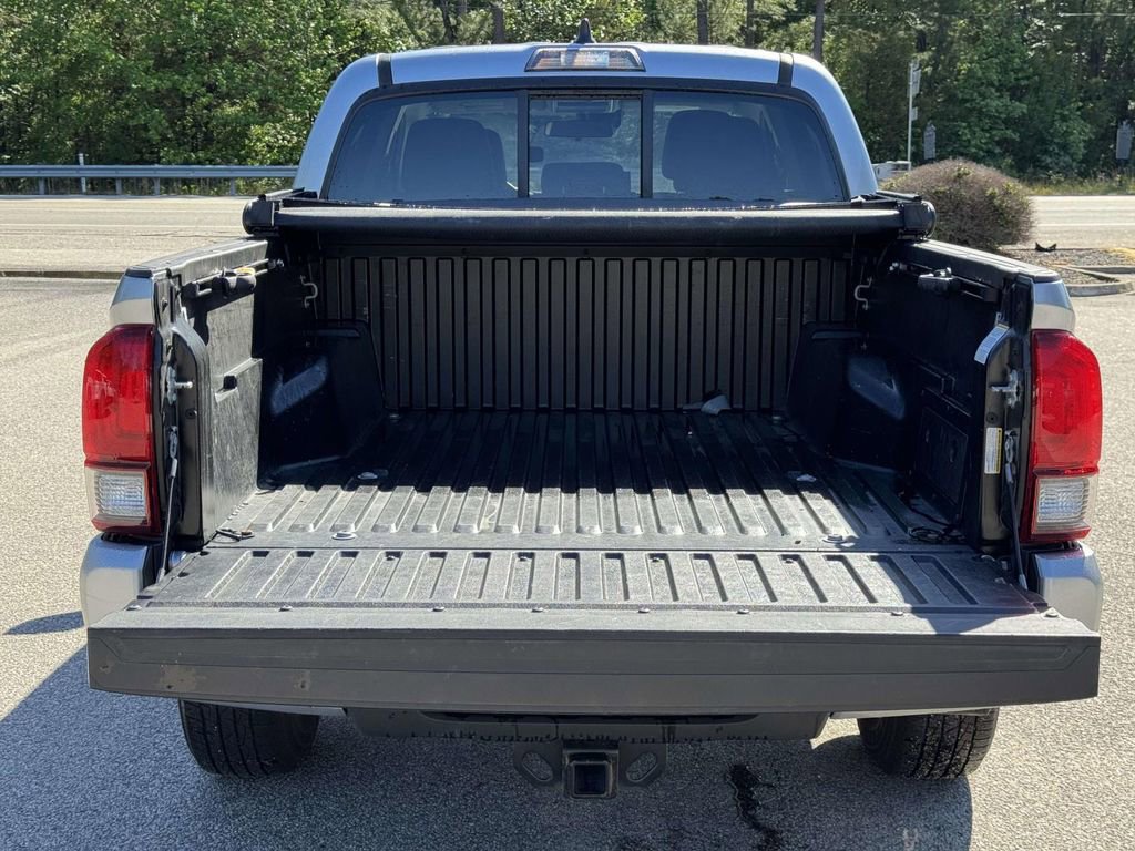 Used 2023 Toyota Tacoma SR AWD/4WD image 15