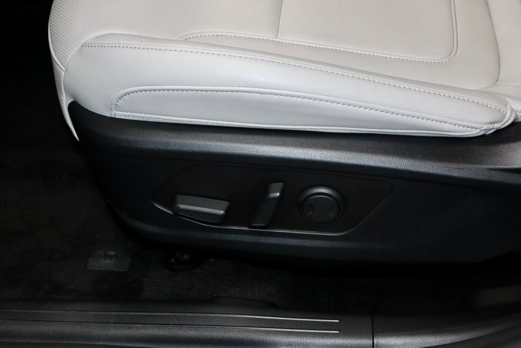 Used 2025 Hyundai Tucson SEL FWD image 25