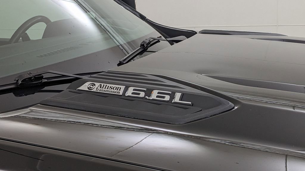 Used 2024 Chevrolet Silverado 3500 High Country w/ High Country Premium Package image 43