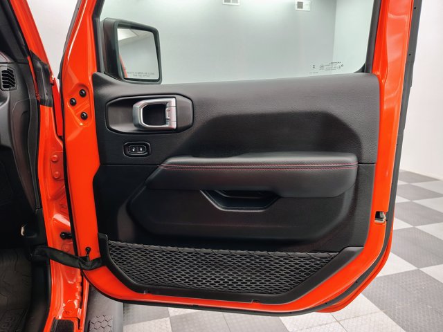 Used 2023 Jeep Wrangler Unlimited Rubicon w/ Dual Top Group AWD/4WD image 25