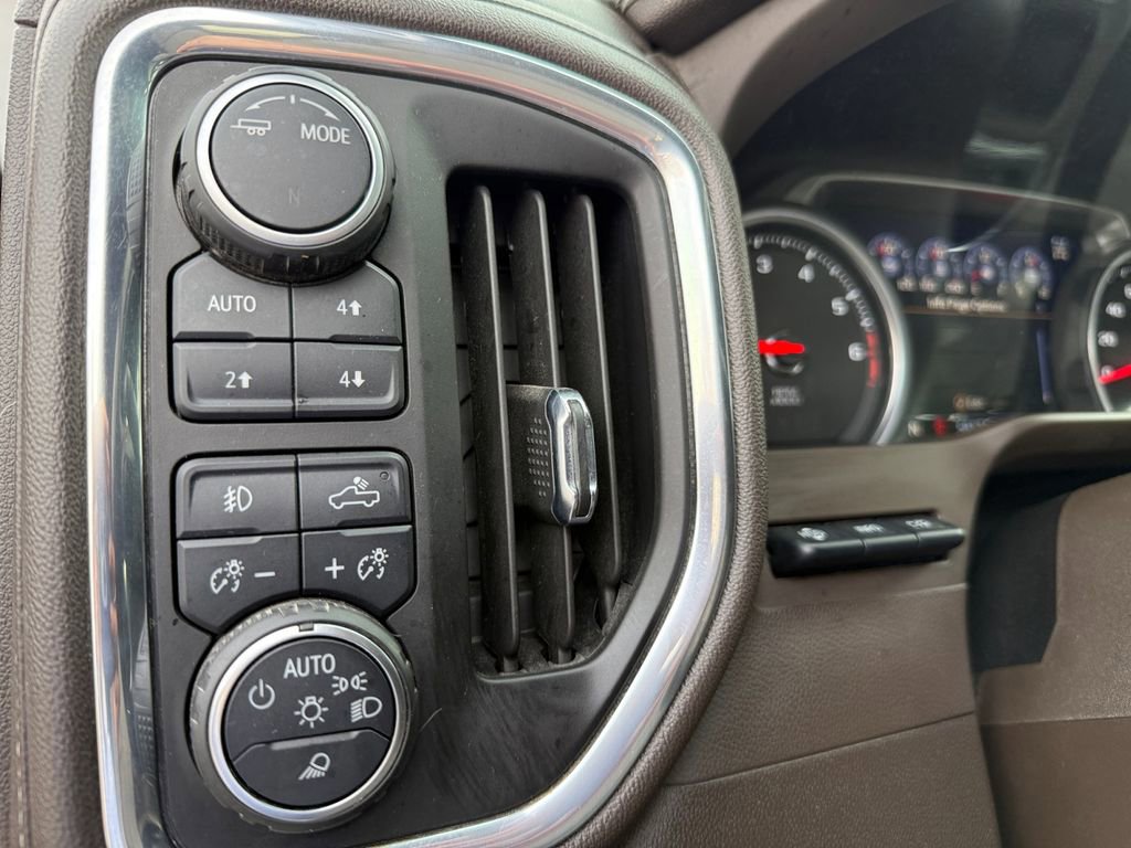 Used 2023 Chevrolet Silverado 2500 LTZ w/ LTZ Premium Package image 22