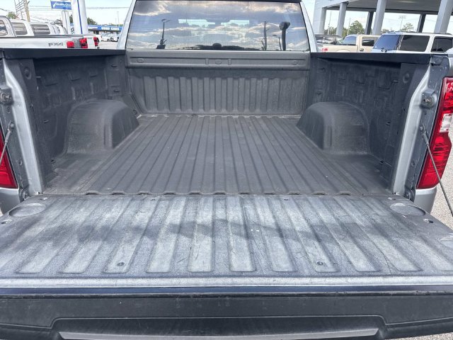 Used 2020 Chevrolet Silverado 1500 LT w/ Texas Edition RWD image 13