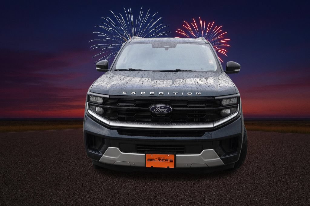 Certified 2025 Ford Expedition Max Platinum w/ Driver's Package AWD/4WD image 12