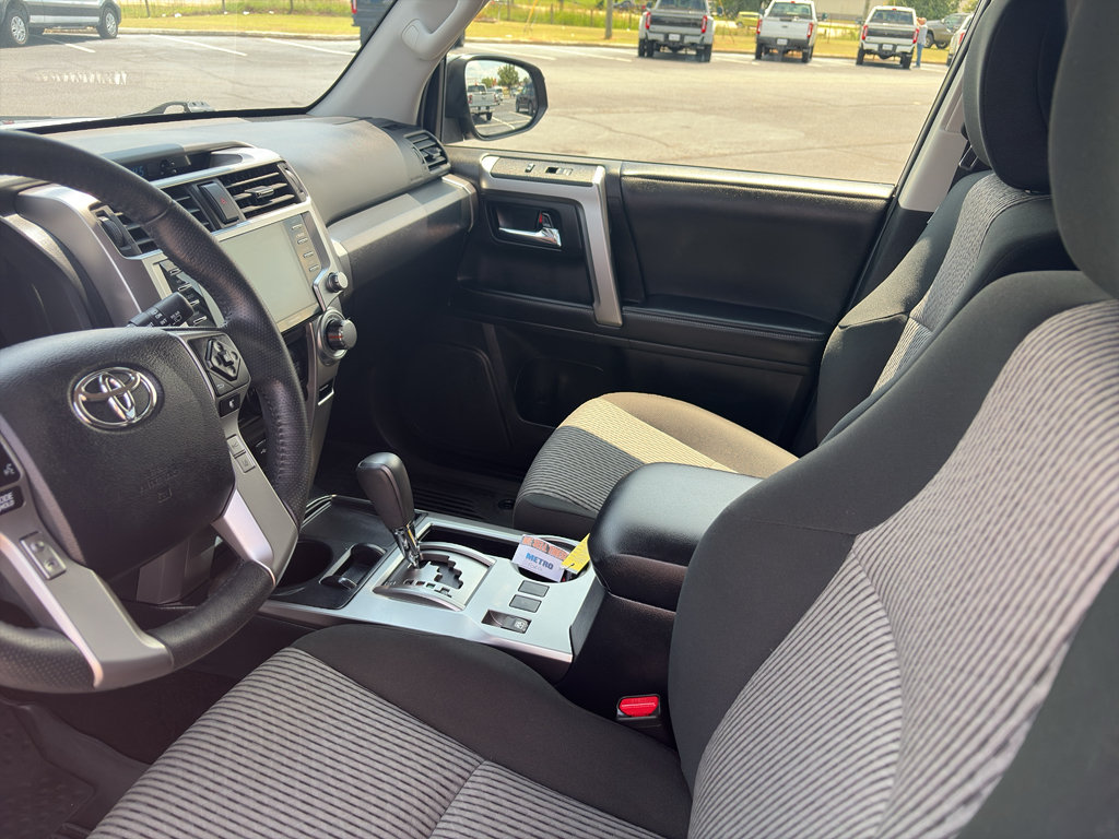 Used 2024 Toyota 4Runner SR5 RWD image 10