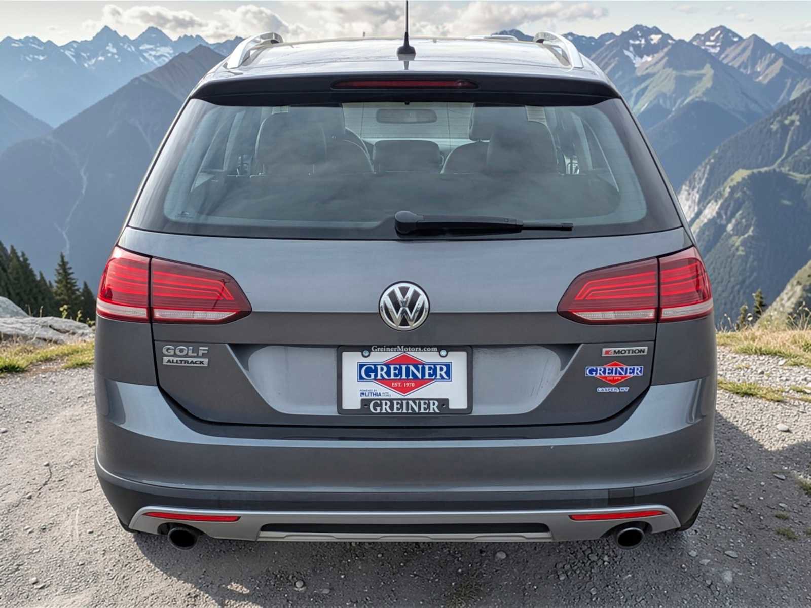 Used 2019 Volkswagen Golf Alltrack S image 3