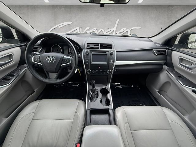 Used 2017 Toyota Camry SE image 20