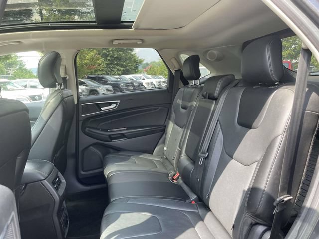 Certified 2017 Ford Edge Titanium w/ Equipment Group 301A AWD/4WD image 16