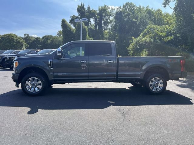 Certified 2019 Ford F350 Platinum w/ Platinum Ultimate Package AWD/4WD image 32