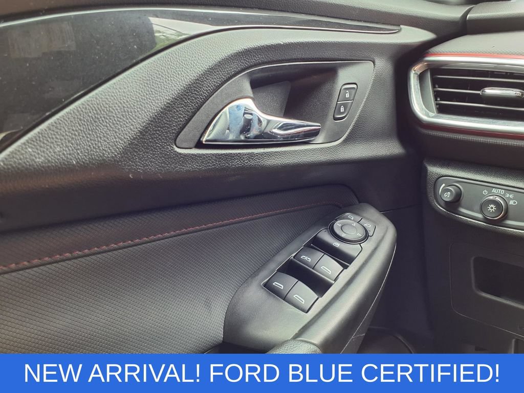 Used 2021 Chevrolet TrailBlazer RS w/ Convenience Package AWD/4WD image 19
