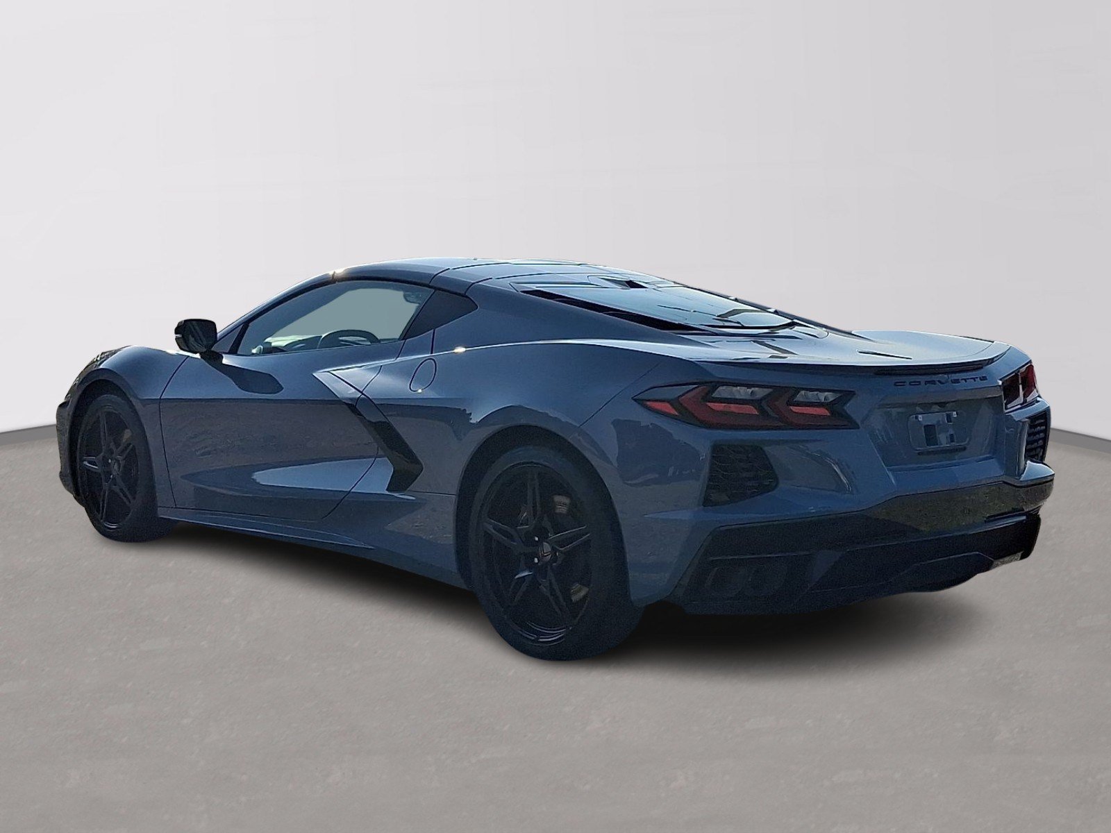 Used 2024 Chevrolet Corvette Stingray Coupe w/ 1LT RWD image 4