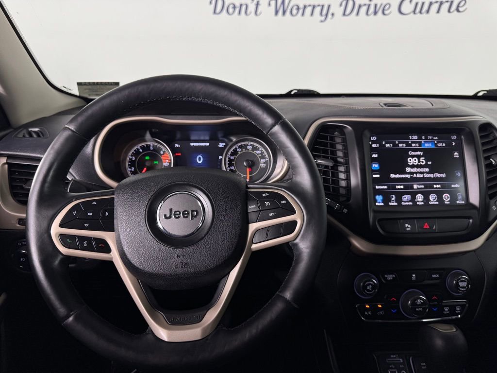 Used 2018 Jeep Cherokee Limited FWD image 17