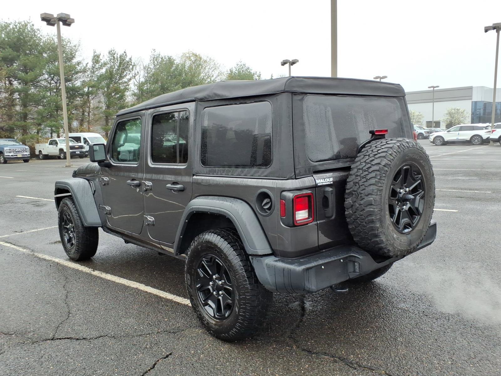 Used 2023 Jeep Wrangler Unlimited Sport AWD/4WD image 5