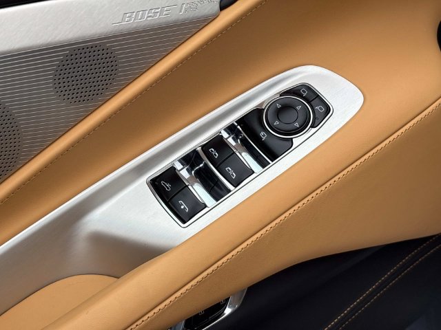 Used 2025 Chevrolet Corvette Stingray Premium Conv w/ Z51 Performance Package RWD image 20