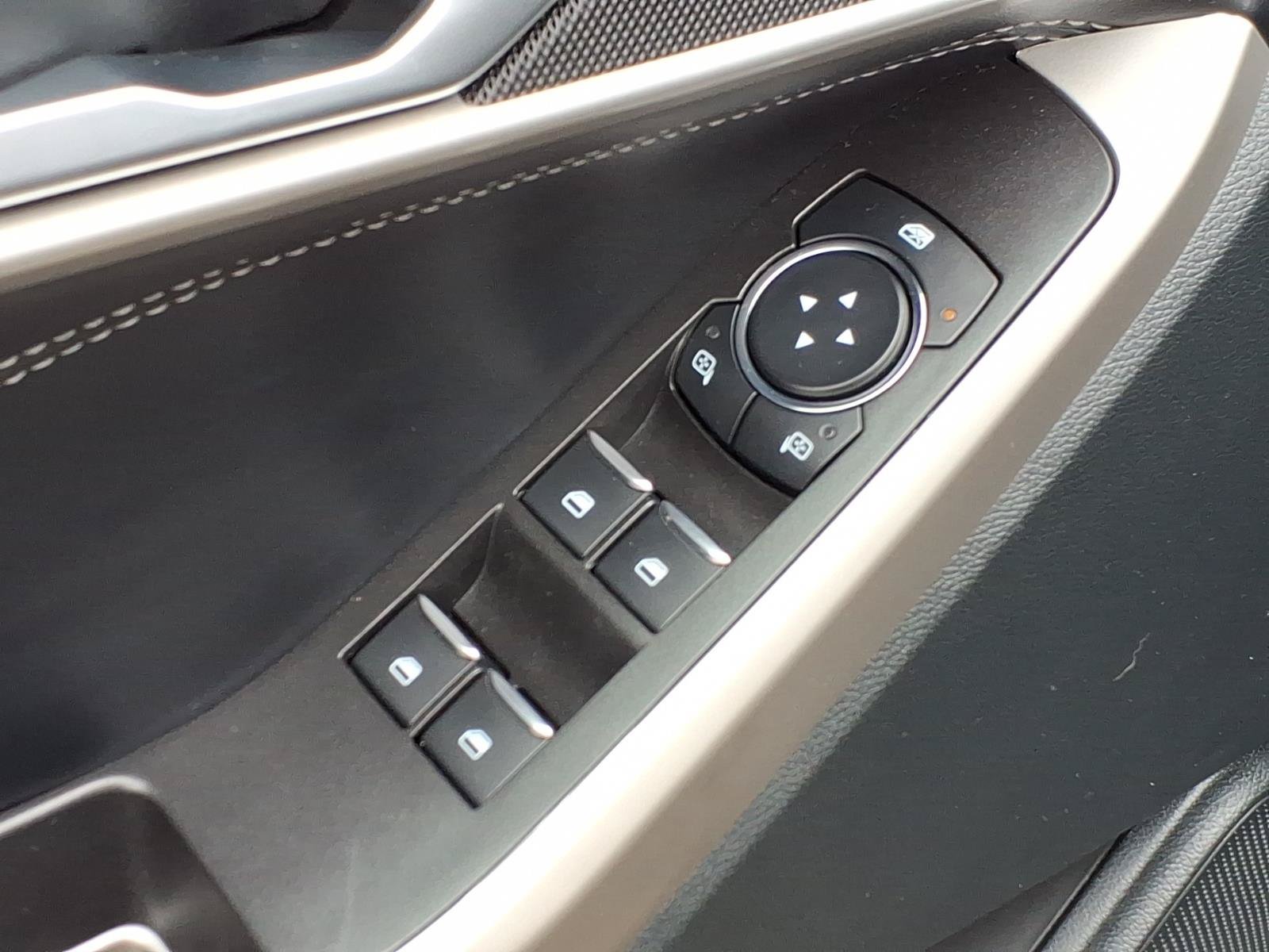 Certified 2023 Ford Explorer XLT AWD/4WD image 17