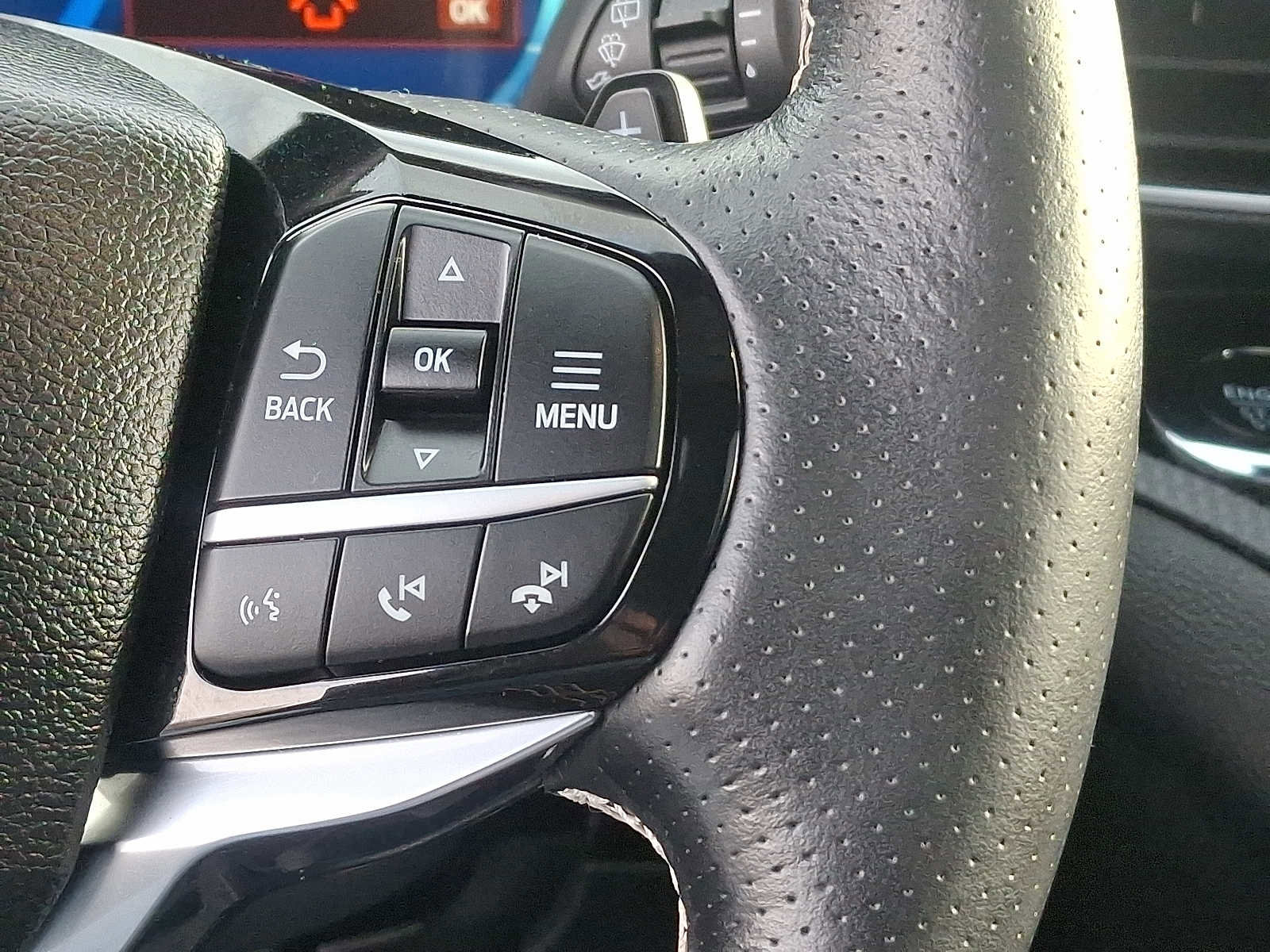 Certified 2022 Ford Explorer ST w/ ST Street Pack image 23