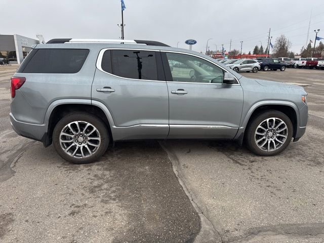 Used 2023 GMC Acadia Denali w/ Denali Ultimate Package image 11