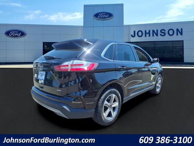 Certified 2024 Ford Edge SEL w/ Convenience Package AWD/4WD image 3