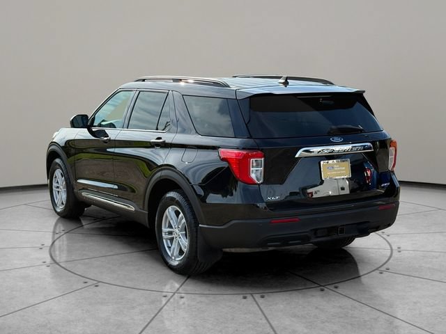Certified 2023 Ford Explorer XLT w/ Class IV Trailer Tow Package AWD/4WD image 9