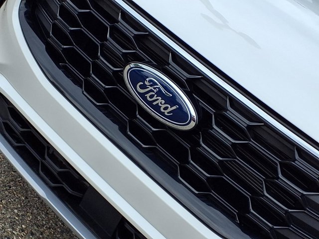 Certified 2024 Ford Escape ST-Line w/ Tech Pack #1 AWD/4WD image 26
