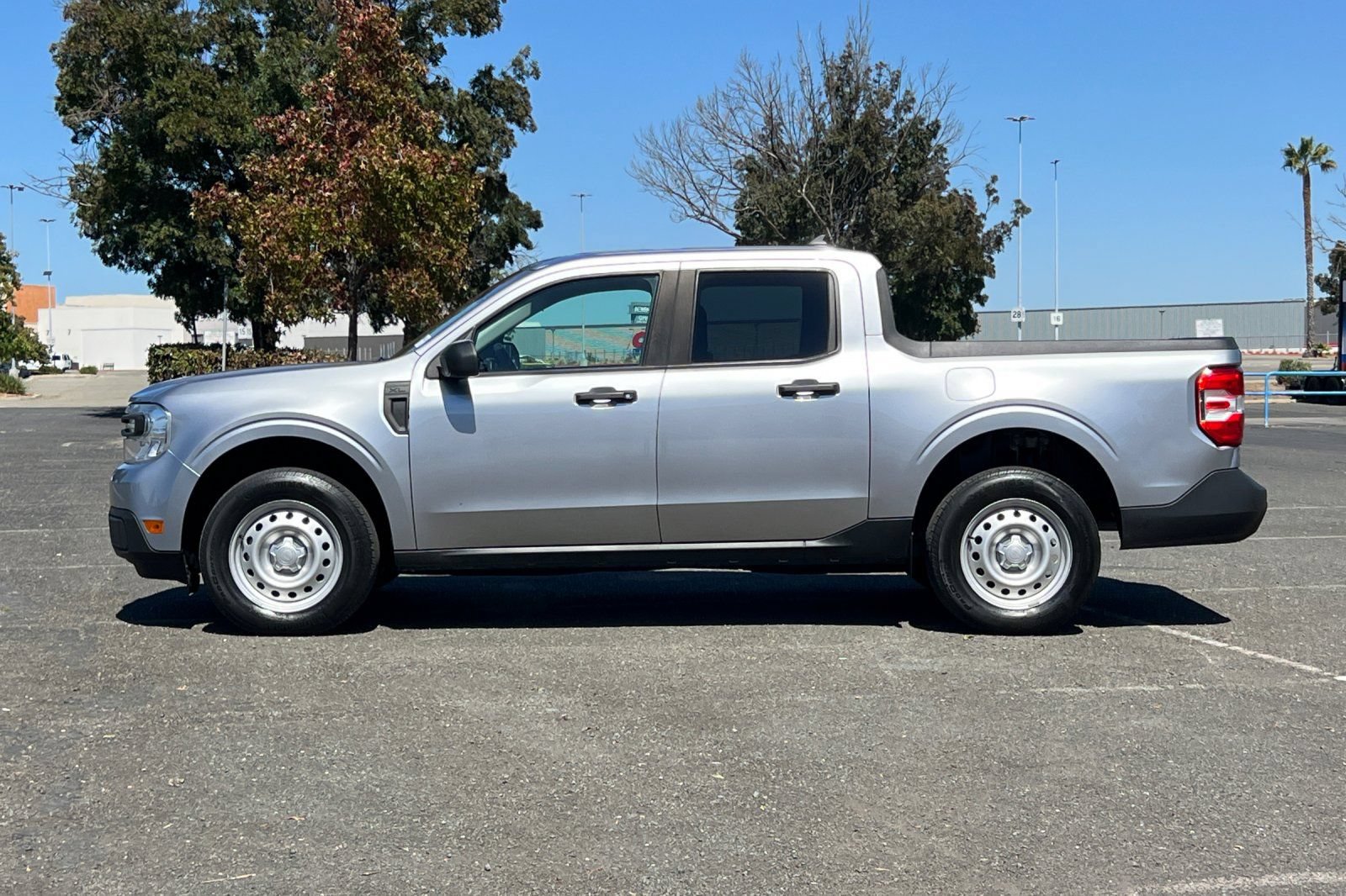 Certified 2023 Ford Maverick XL FWD image 7