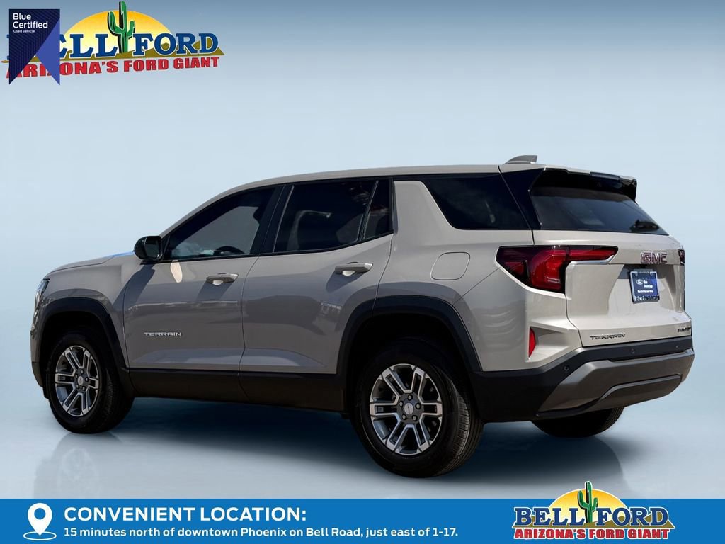 Used 2026 GMC Terrain Elevation w/ Technology Package II FWD image 2