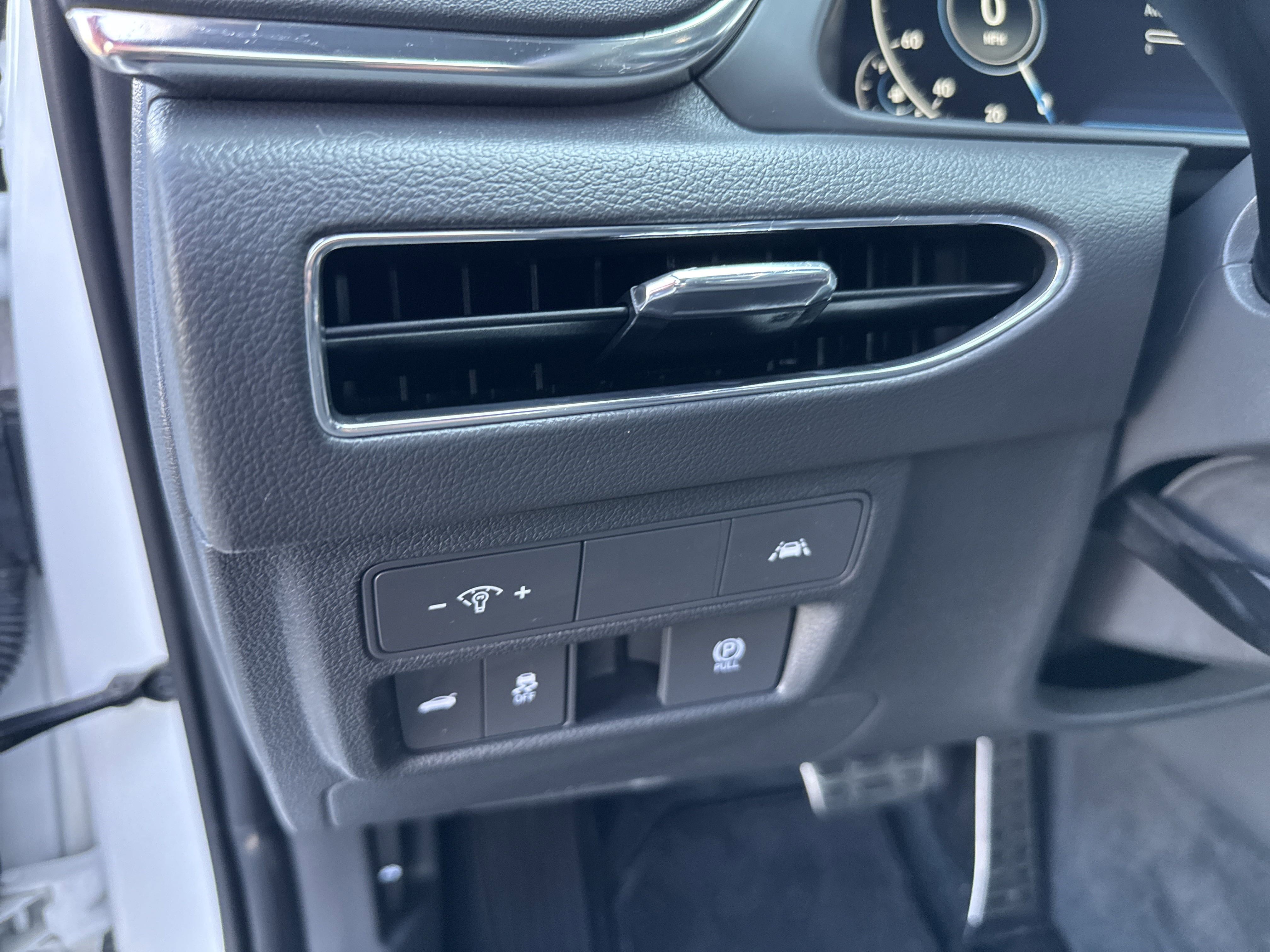 Used 2023 Hyundai Sonata SEL Plus w/ Cargo Package image 34