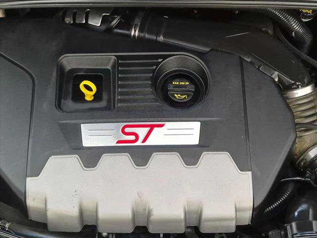 Certified 2018 Ford Focus ST FWD image 22
