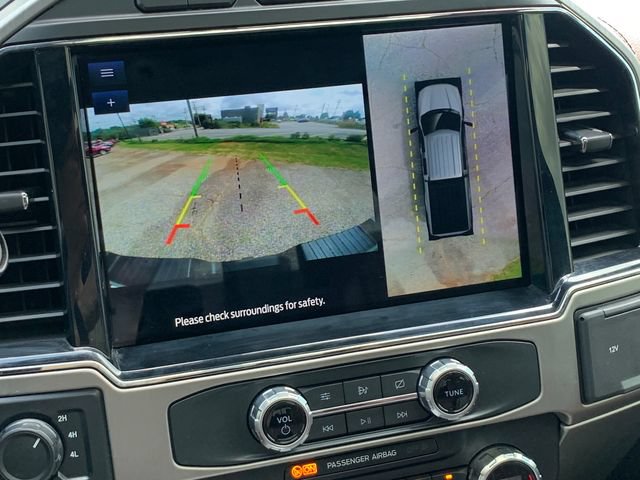 Certified 2022 Ford F250 Platinum w/ FX4 Off-Road Package AWD/4WD image 18