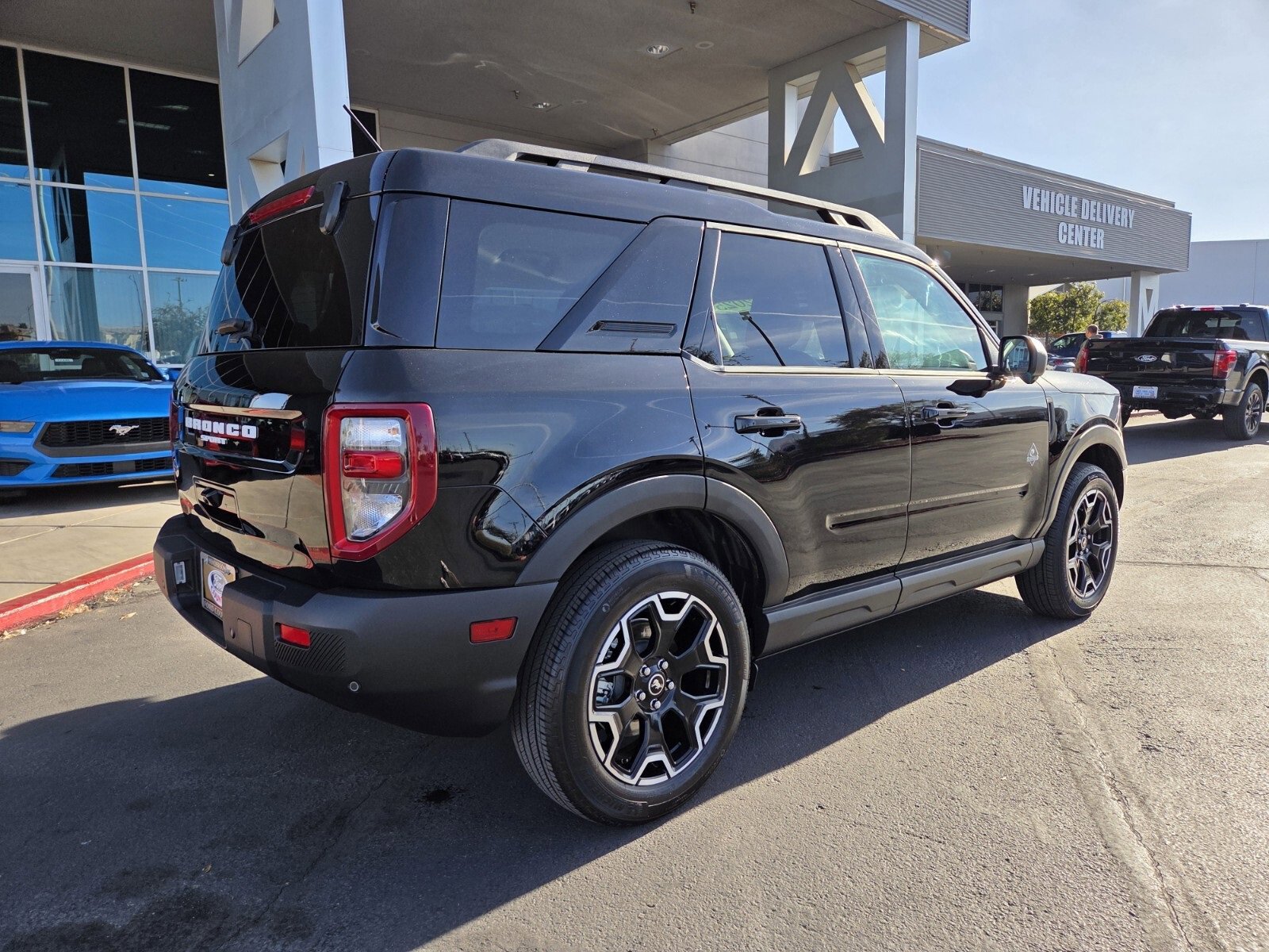 Certified 2025 Ford Bronco Sport Outer Banks w/ Outer Banks Tech Package+ image 5