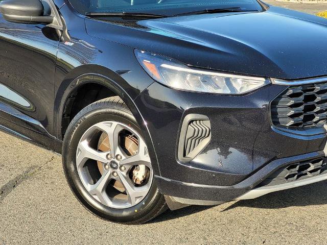 Certified 2023 Ford Escape ST-Line image 9
