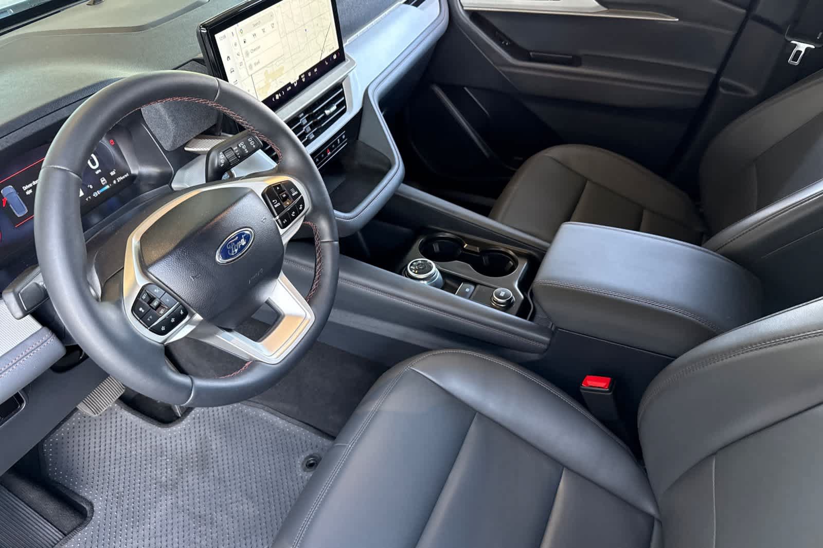 Certified 2026 Ford Explorer Active w/ Active Comfort Package AWD/4WD image 11