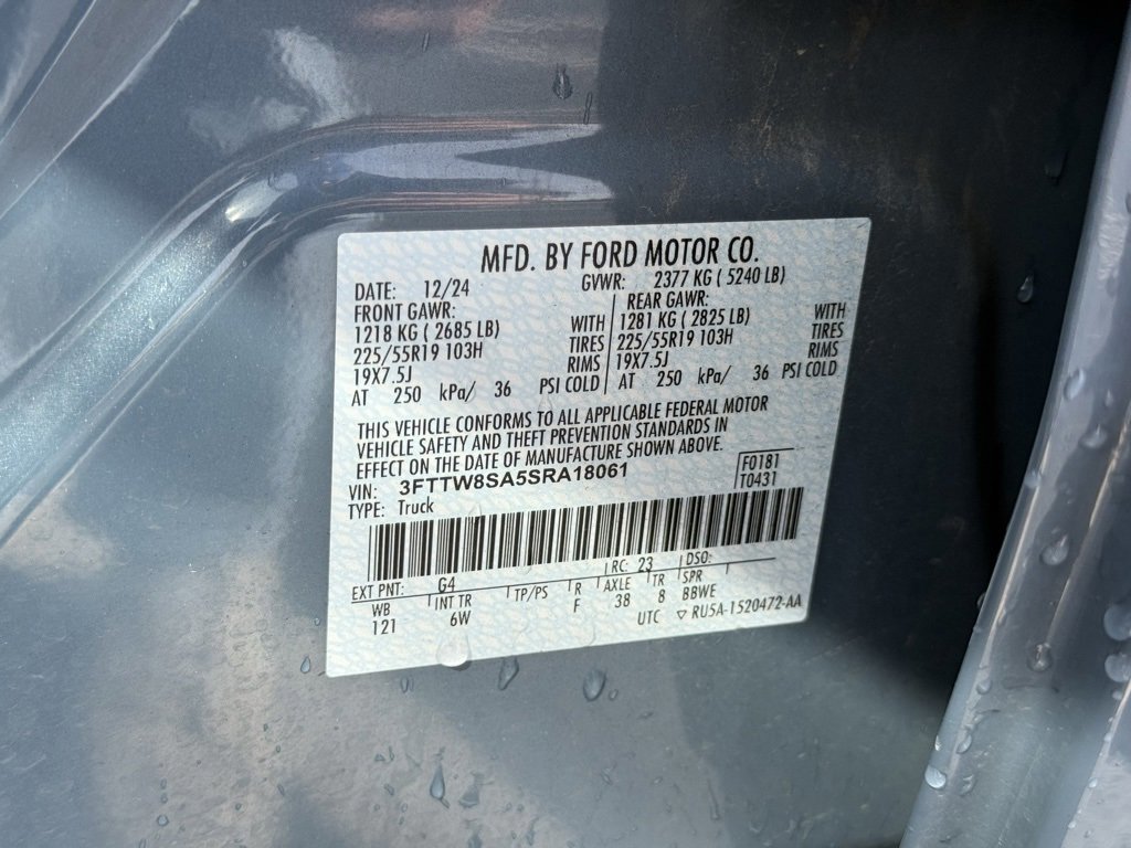 Certified 2025 Ford Maverick Lariat w/ Black Appearance Package image 34