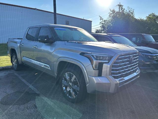 Used 2024 Toyota Tundra Capstone AWD/4WD image 8