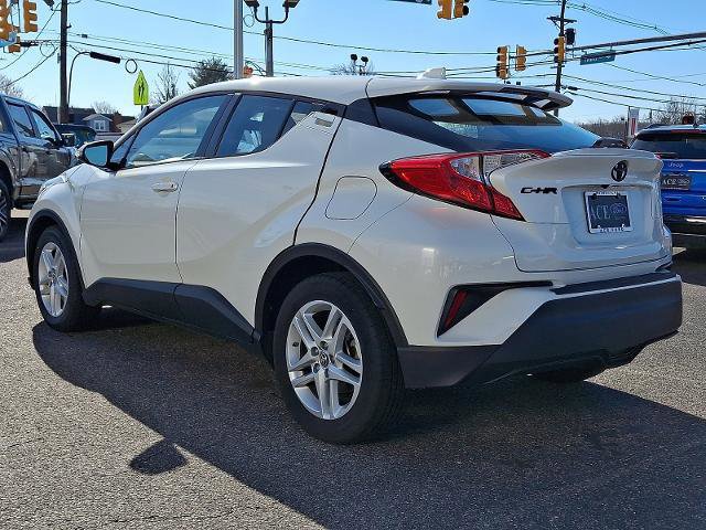 Used 2020 Toyota C-HR LE image 5