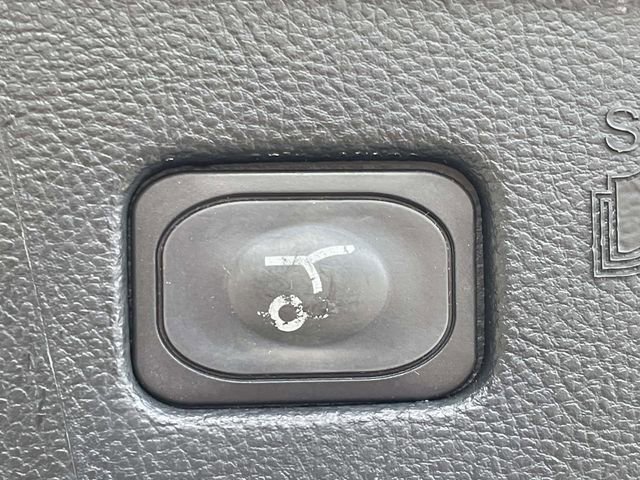Certified 2020 Ford Edge Titanium FWD image 10