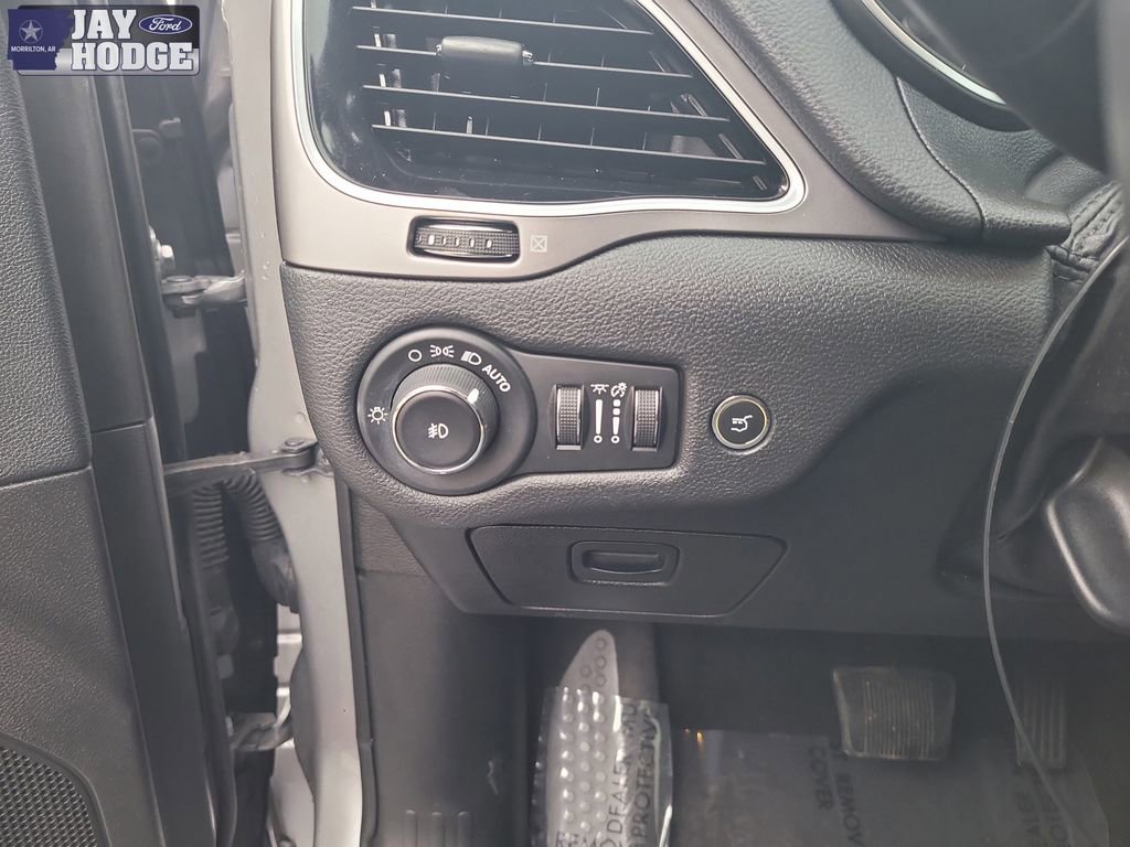 Used 2019 Jeep Cherokee Limited w/ Trailer Tow Group image 21