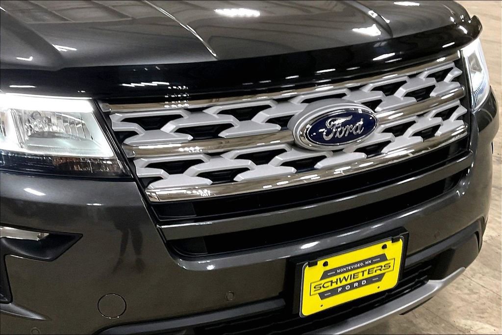 Certified 2018 Ford Explorer XLT w/ Equipment Group 202A AWD/4WD image 30