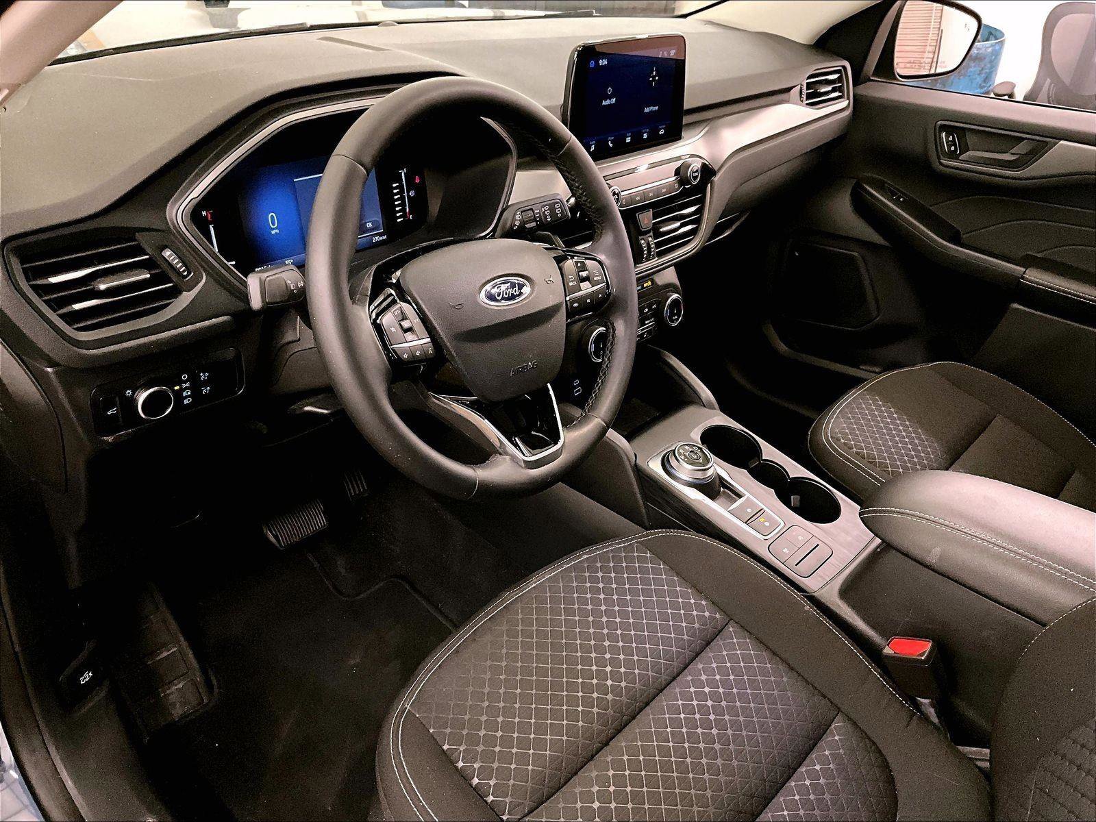 Certified 2023 Ford Escape Active AWD/4WD image 12