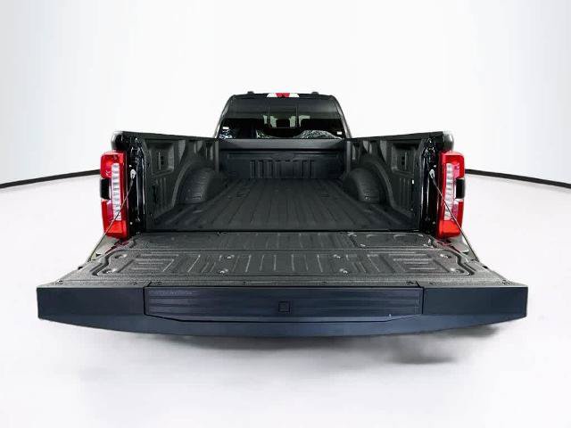 Certified 2025 Ford F250 Lariat w/ Lariat Ultimate Package AWD/4WD image 21