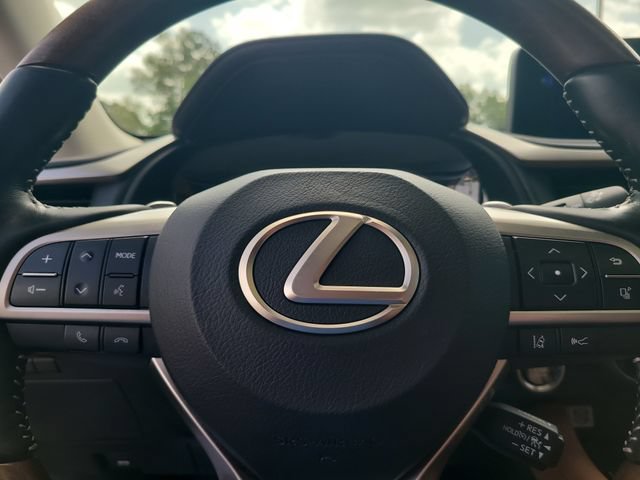 Used 2021 Lexus RX 350L FWD w/ Premium Package image 13