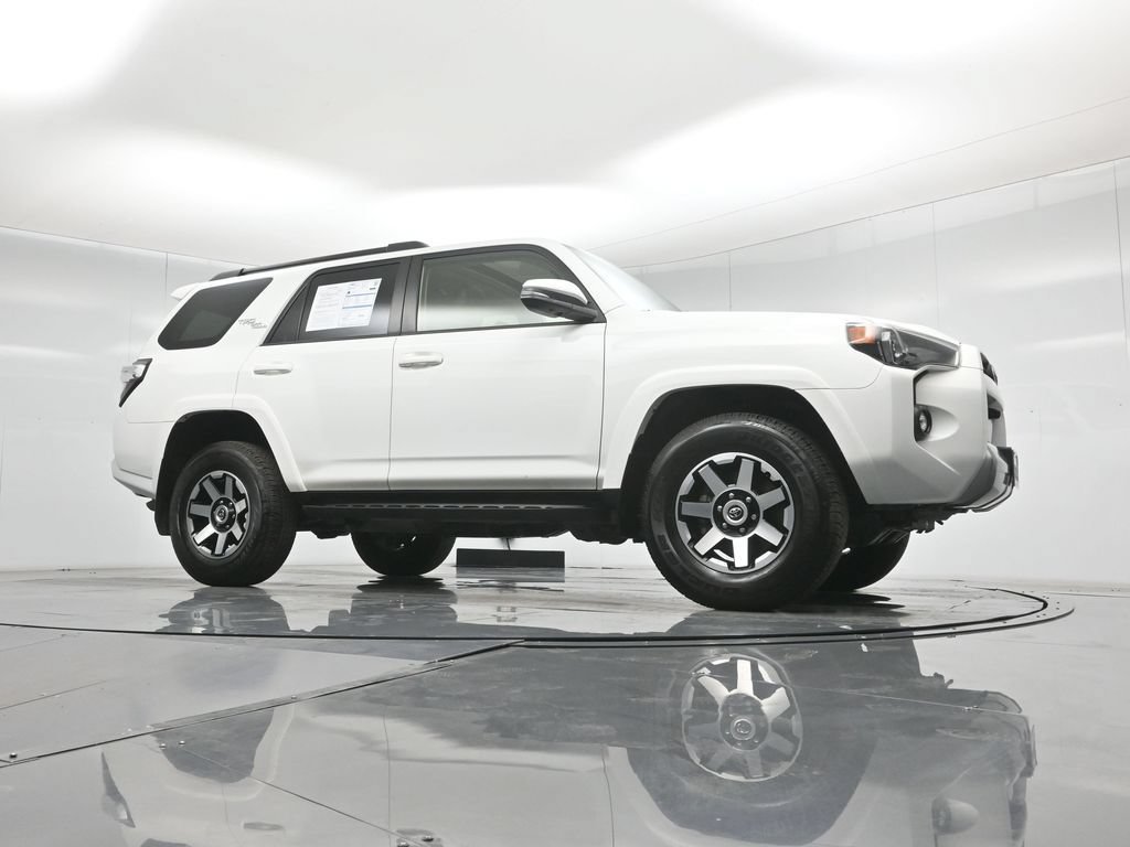 Used 2022 Toyota 4Runner TRD Off-Road Premium AWD/4WD image 47