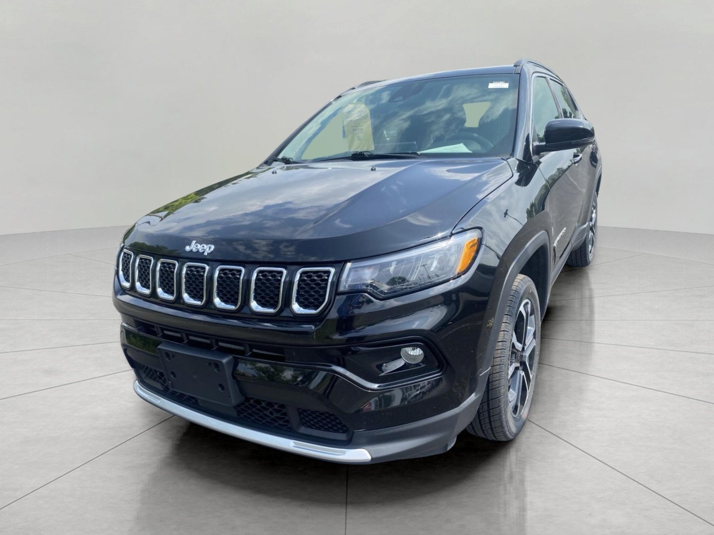 Used 2023 Jeep Compass Limited w/ Sun and Sound Group AWD/4WD image 7