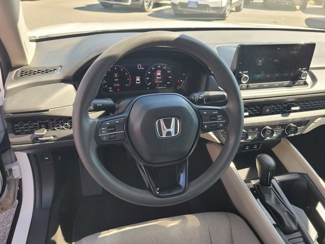Used 2023 Honda Accord EX image 30