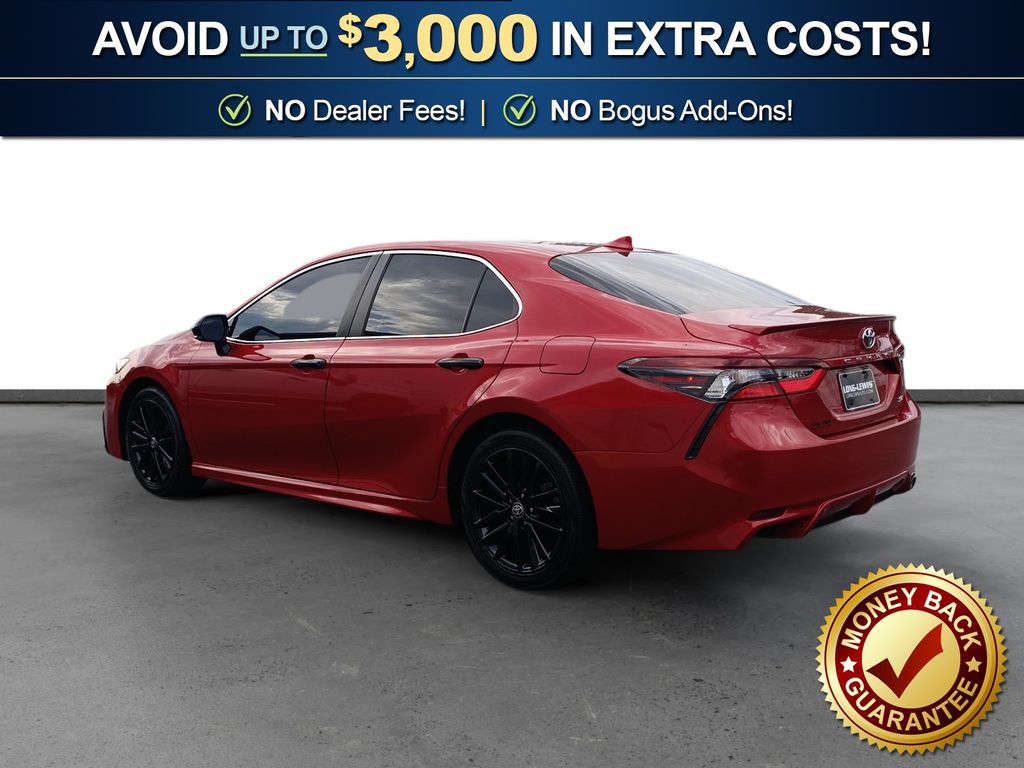 Used 2023 Toyota Camry SE FWD image 4