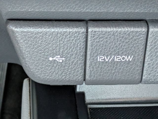 Used 2020 Toyota Camry SE FWD image 20