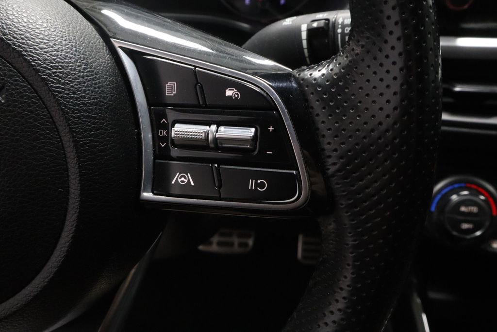 Used 2023 Kia Forte GT-Line image 30