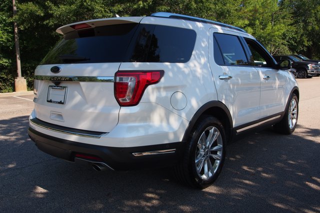 Certified 2018 Ford Explorer Limited w/ Equipment Group 301A FWD image 7