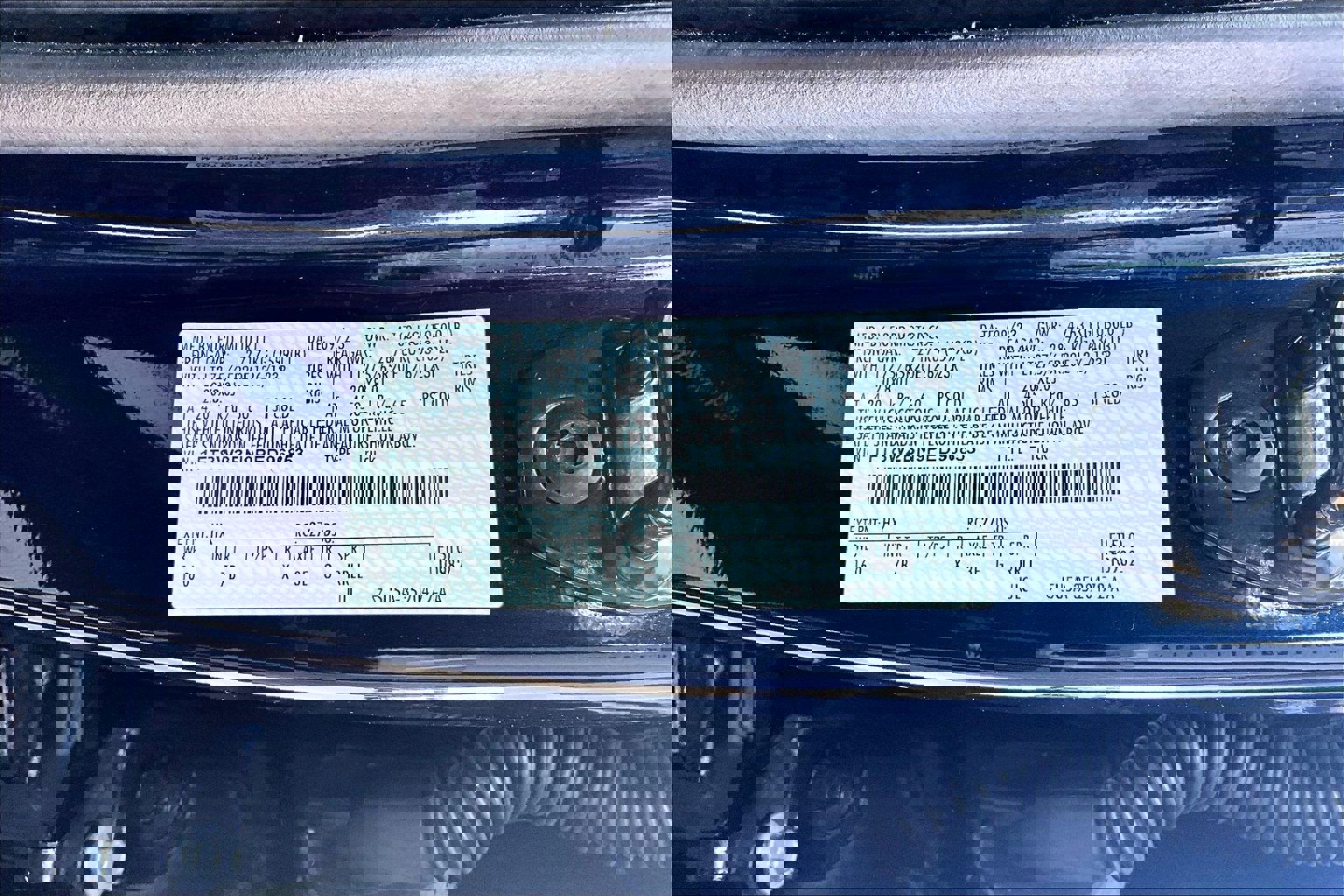 Certified 2023 Ford F250 Platinum w/ FX4 Off-Road Package image 36