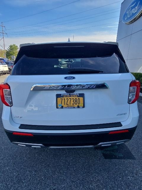 Certified 2023 Ford Explorer XLT w/ Equipment Group 202A AWD/4WD image 5