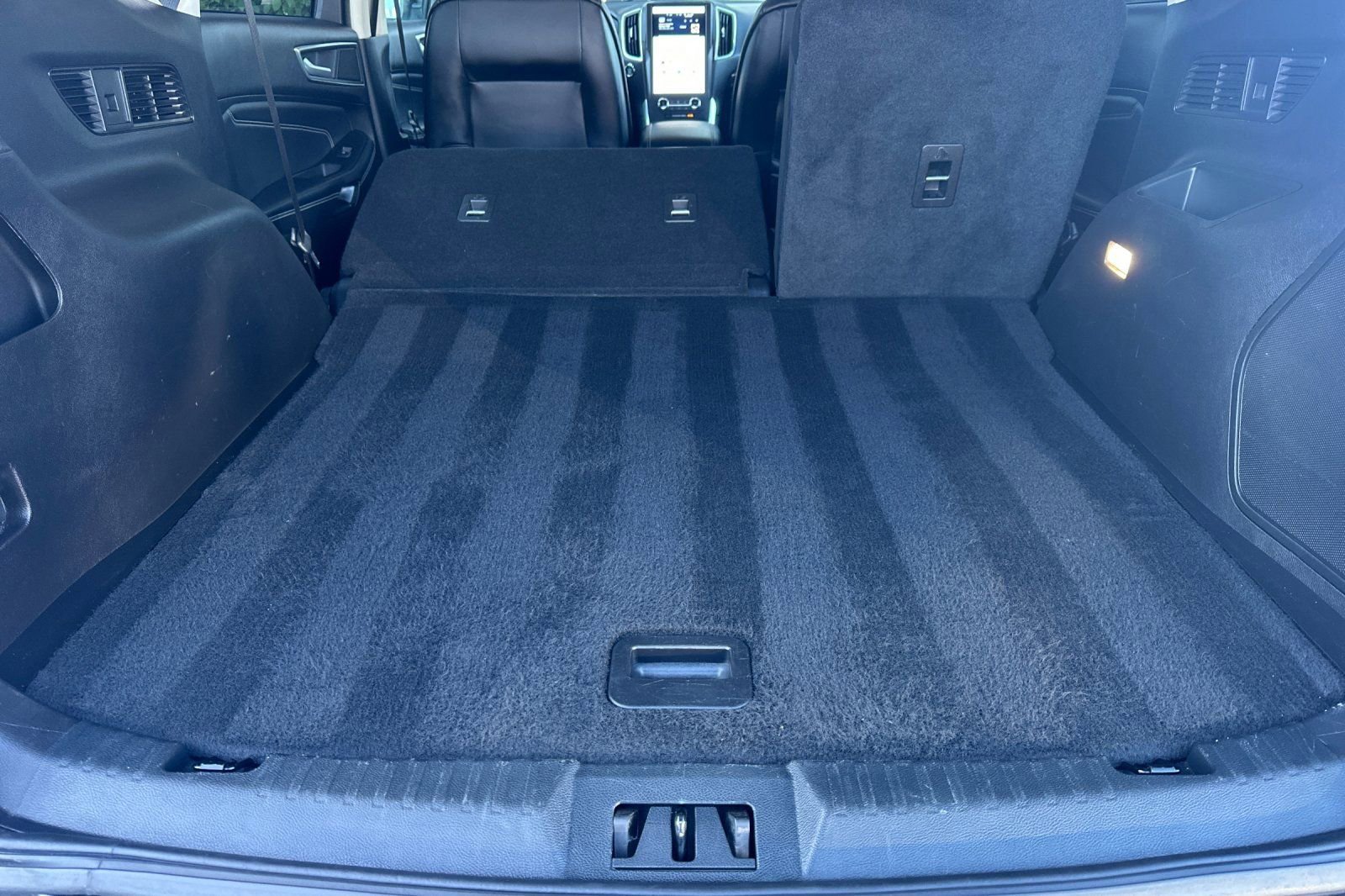 Certified 2024 Ford Edge Titanium image 17